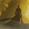 Силуэт мужской фигуры в длинном плаще, сильный ветер; аватарка 100×100px