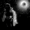 Темный силуэт в белом плаще на ветру при луне; аватарка 100×100px