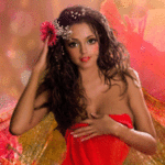 Девушка брюнетка Фейри придерживает на груди красное покрывало; аватарка анимированная 150×150px