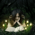 Девушка брюнетка на лесной поляне с книгой; аватарка анимированная 150×150px