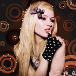 Блондинка в черном наряде; анимированная аватарка 150×150px